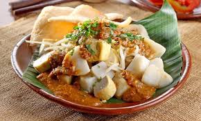 Kupat Tahu - Kawasan Borobudur