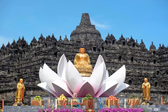 Waisak di Borobudur